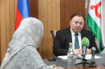 Глава Ингушетии провел личный прием граждан