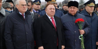 В День Героев Отечества на Мемориале памяти и славы г.Назрани прошло памятное мероприятие - Совет депутатов