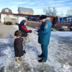 Цель подворных обходов сотрудников МЧС – объяснить и помочь